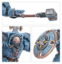 Cargar imagen en el visor de la galería, SPACE WOLVES ARJAC ROCKFIST
