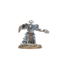 Cargar imagen en el visor de la galería, SPACE WOLVES ARJAC ROCKFIST
