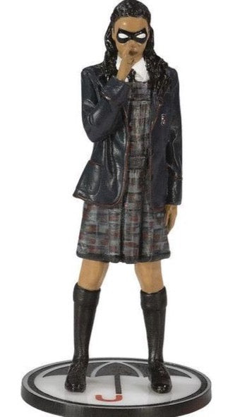 Nº3 ALLISON HARGREEVES
