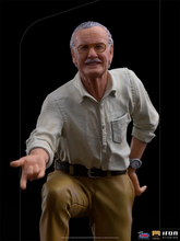 Cargar imagen en el visor de la galería, ESTATUA STAN LEE DELUXE ART SCALE 1/10 - IRON STUDIOS
